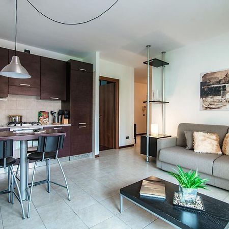 Joivy Splendid Flat W Terrace Near Lake Como Luaran gambar