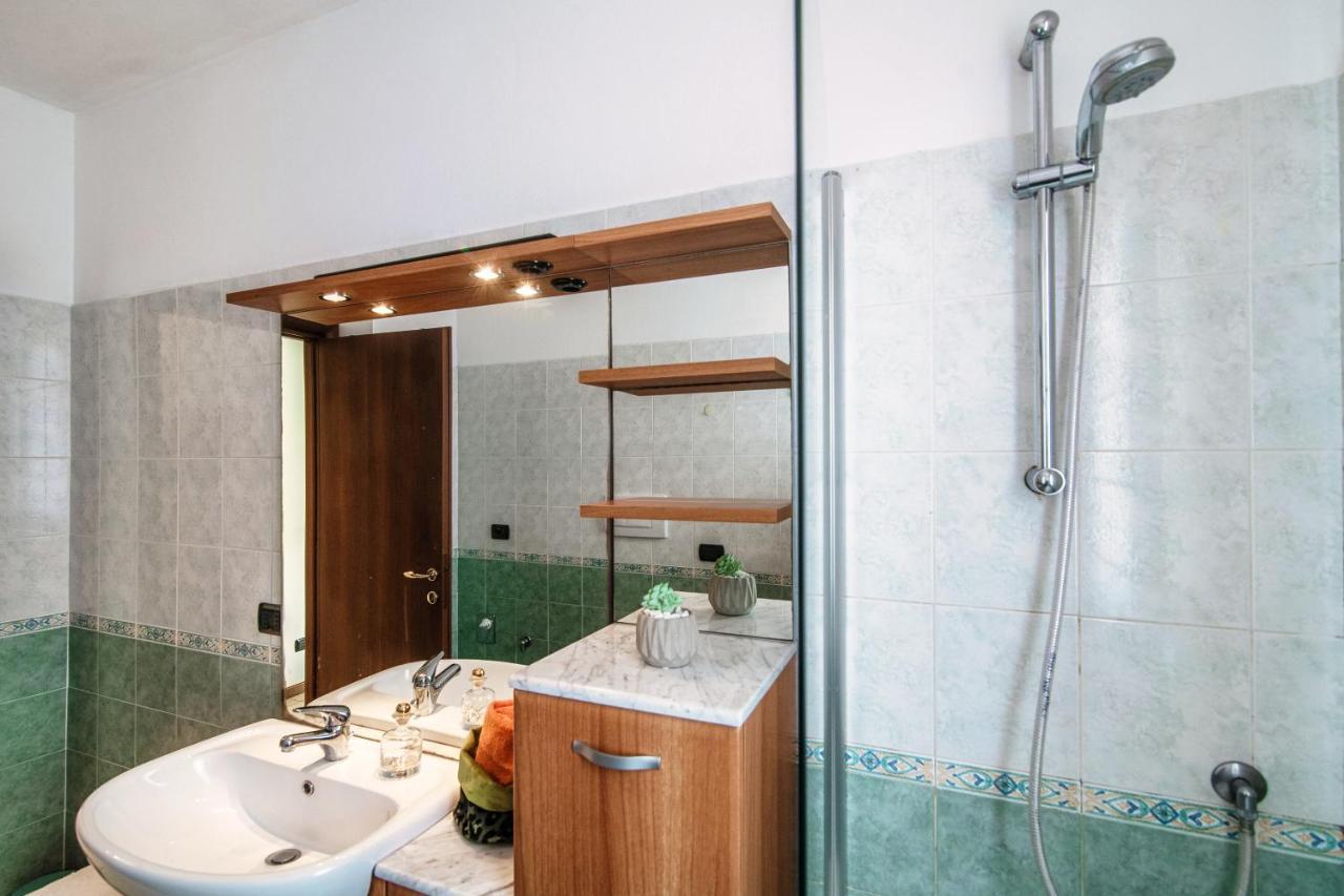 Joivy Splendid Flat W Terrace Near Lake Como Luaran gambar
